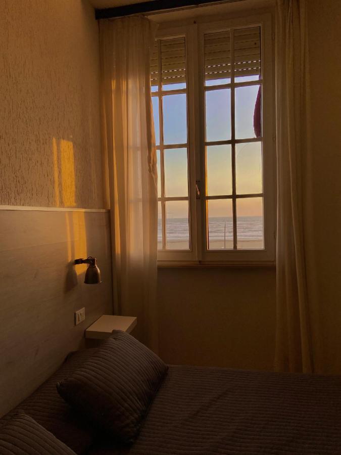 Hotel Alba Sul Mare à Lido di Camaiore Extérieur photo