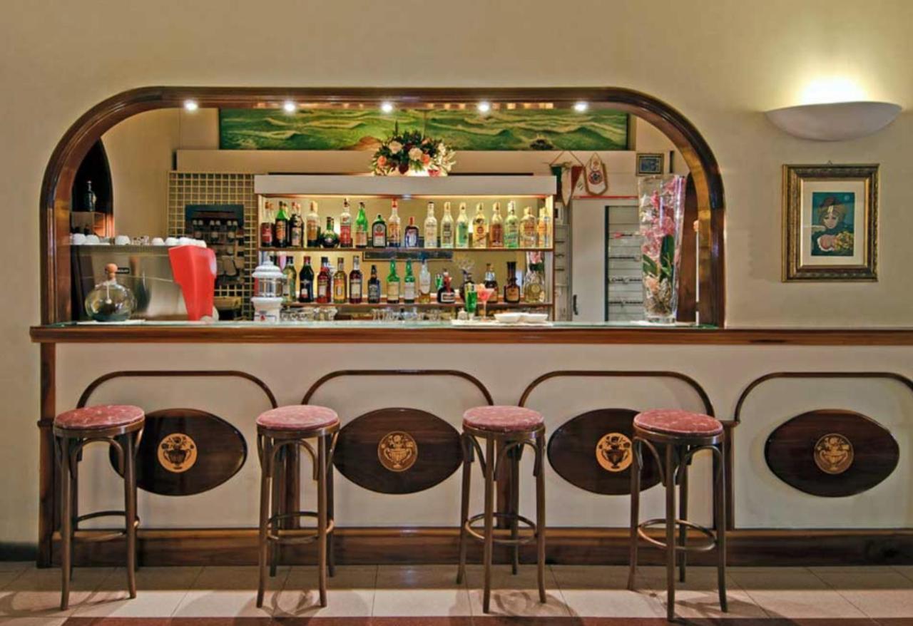 Hotel Alba Sul Mare à Lido di Camaiore Extérieur photo