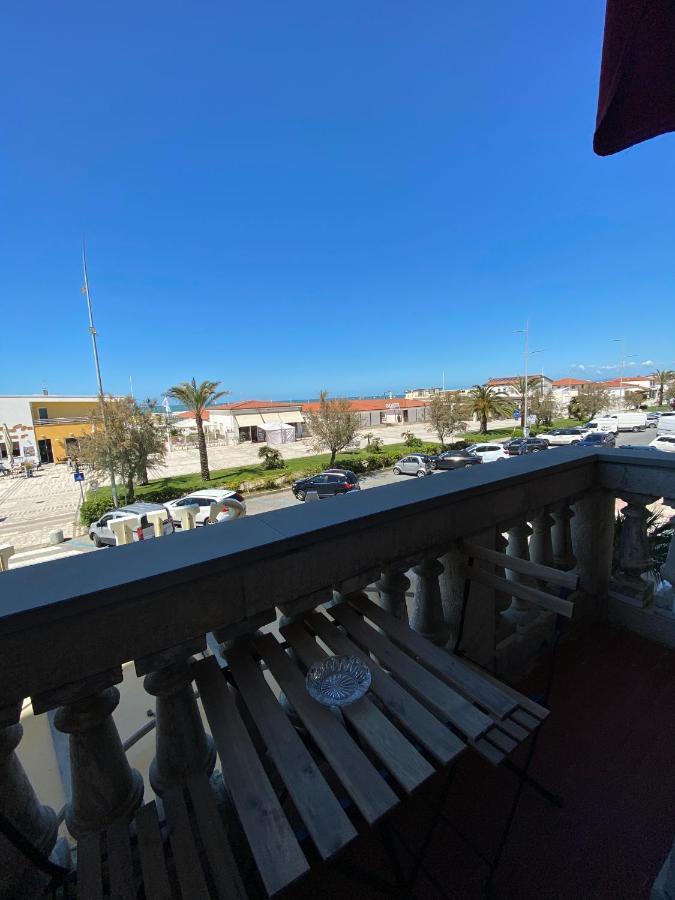 Hotel Alba Sul Mare à Lido di Camaiore Extérieur photo