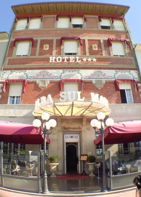 Hotel Alba Sul Mare à Lido di Camaiore Extérieur photo