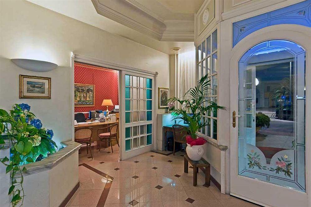 Hotel Alba Sul Mare à Lido di Camaiore Extérieur photo