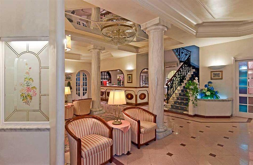 Hotel Alba Sul Mare à Lido di Camaiore Extérieur photo