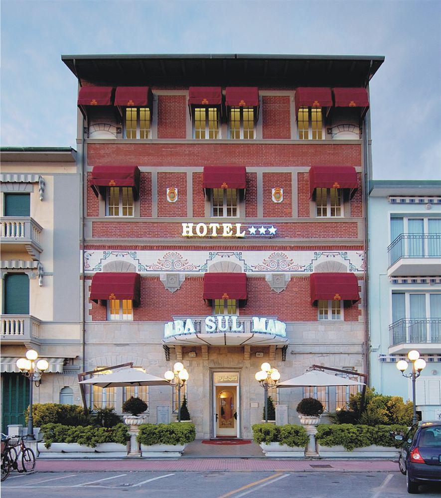 Hotel Alba Sul Mare à Lido di Camaiore Extérieur photo